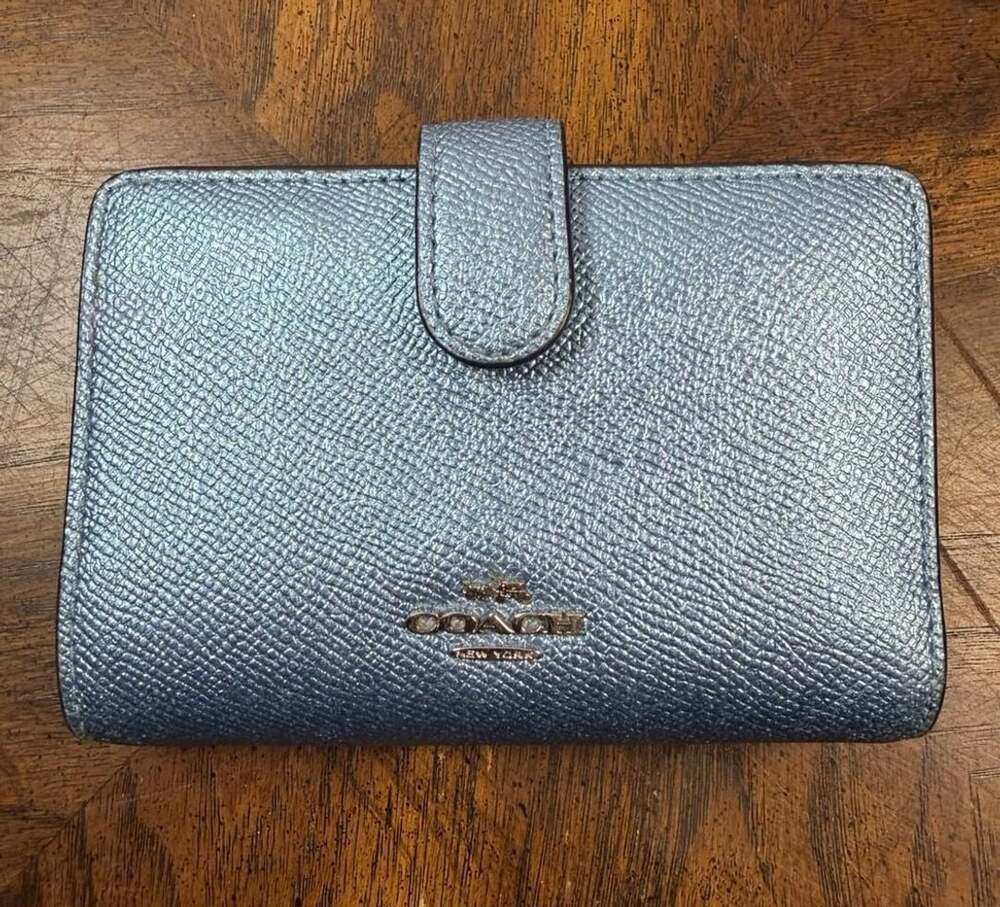 Coach Corner Zip Wallet